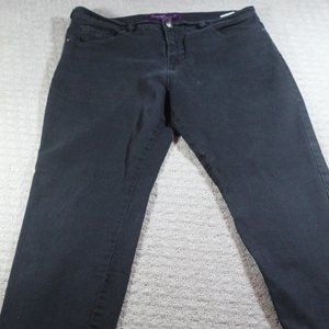 Gloria Vanderbilt Size 12 Black Mid Rise Straight Leg Jeans